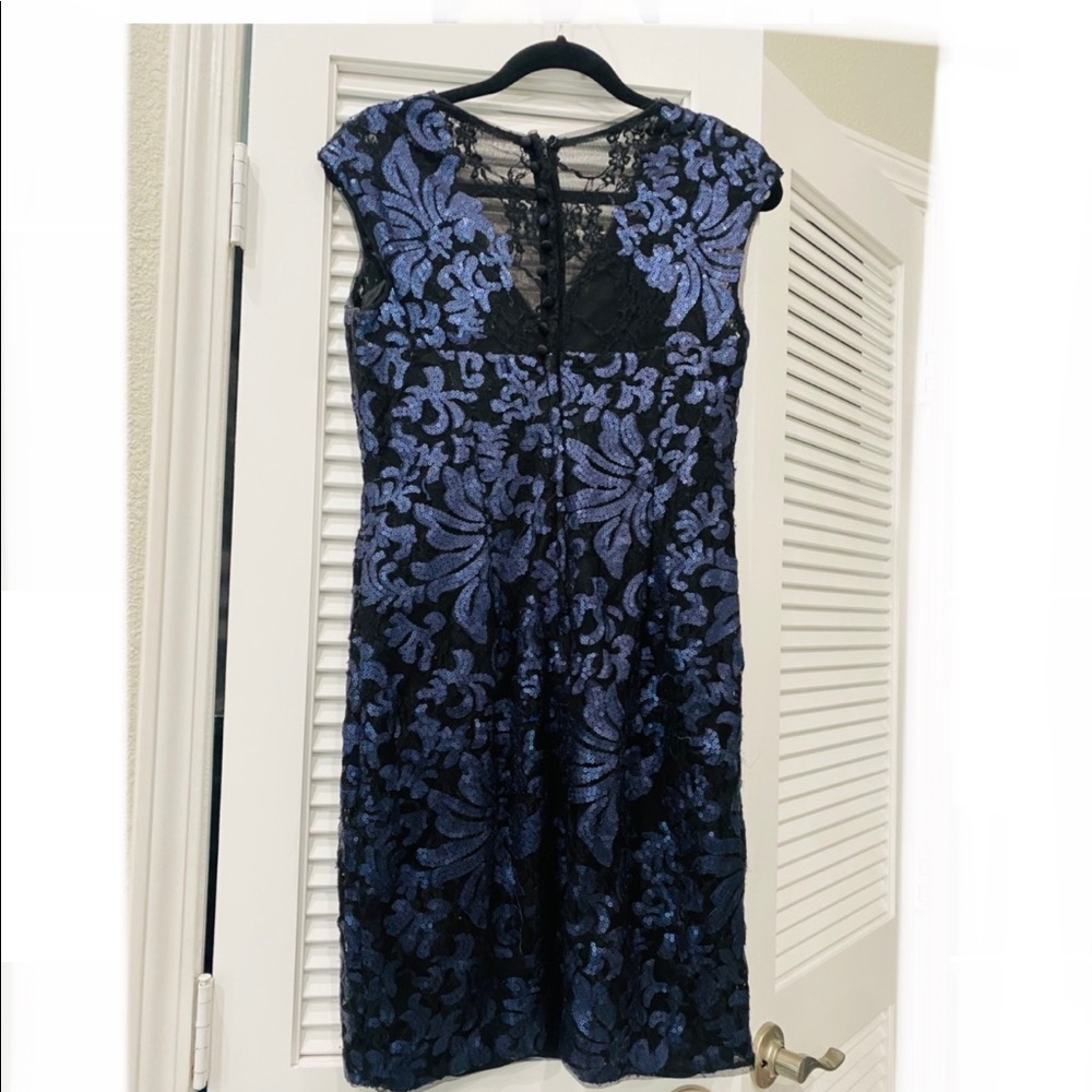 Beautiful blue and black sequin lace Betsy and Adam dress size 8